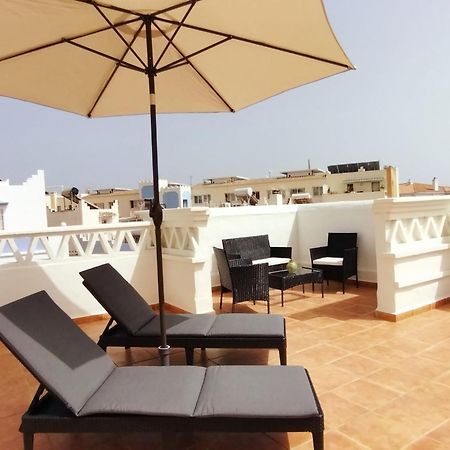 شقة Casa Playa, Terraza Y Garaje نيرخا المظهر الخارجي الصورة
