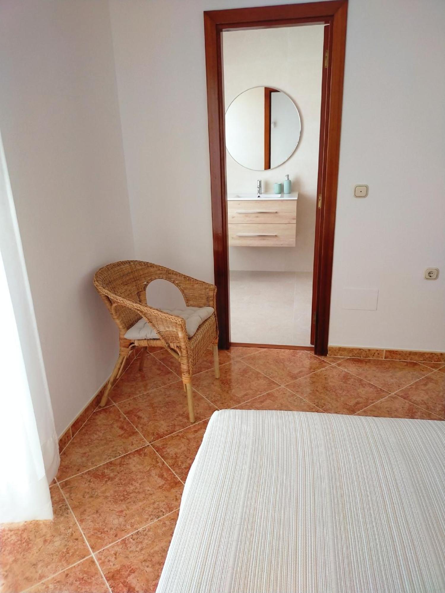 شقة Casa Playa, Terraza Y Garaje نيرخا المظهر الخارجي الصورة